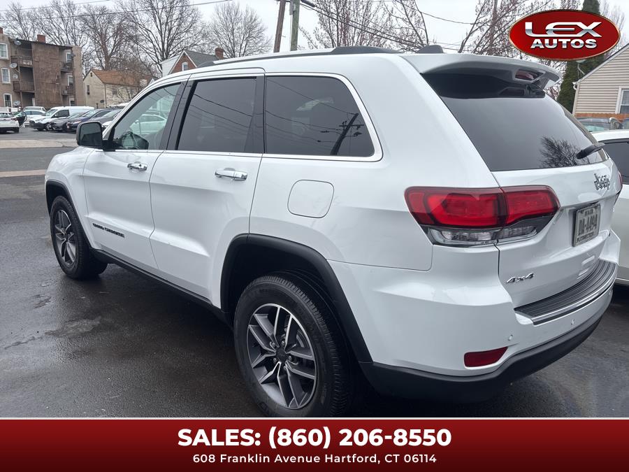 Vehicle image 8 of 49