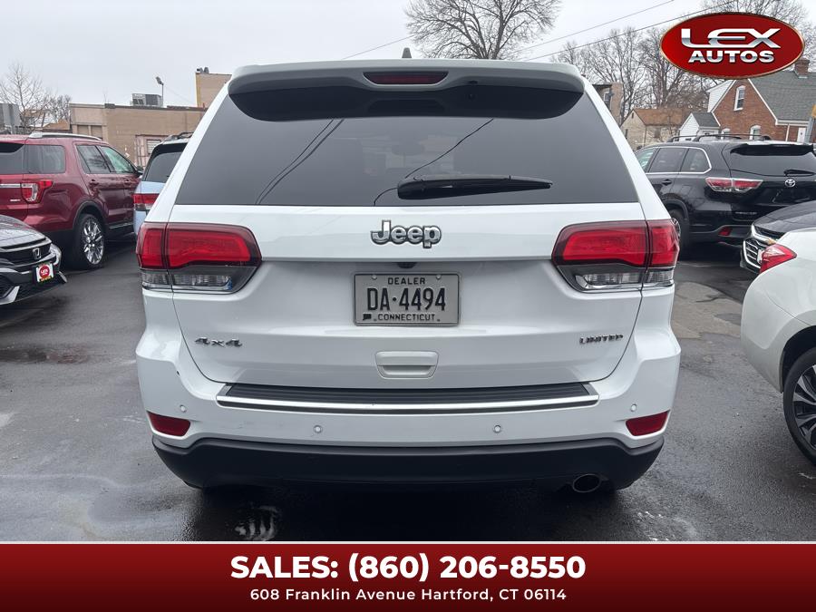 Vehicle image 7 of 49