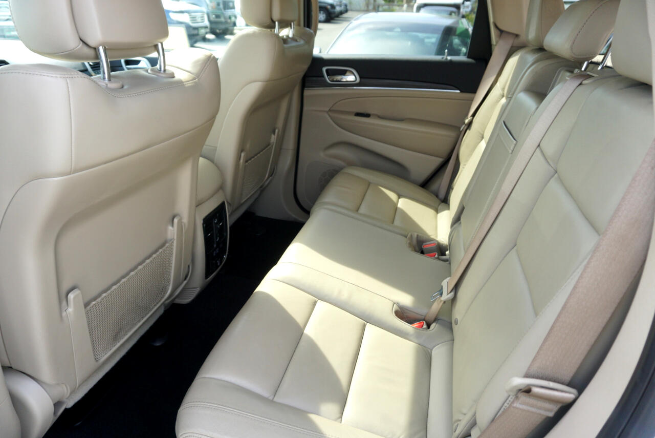 Vehicle image 13 of 28