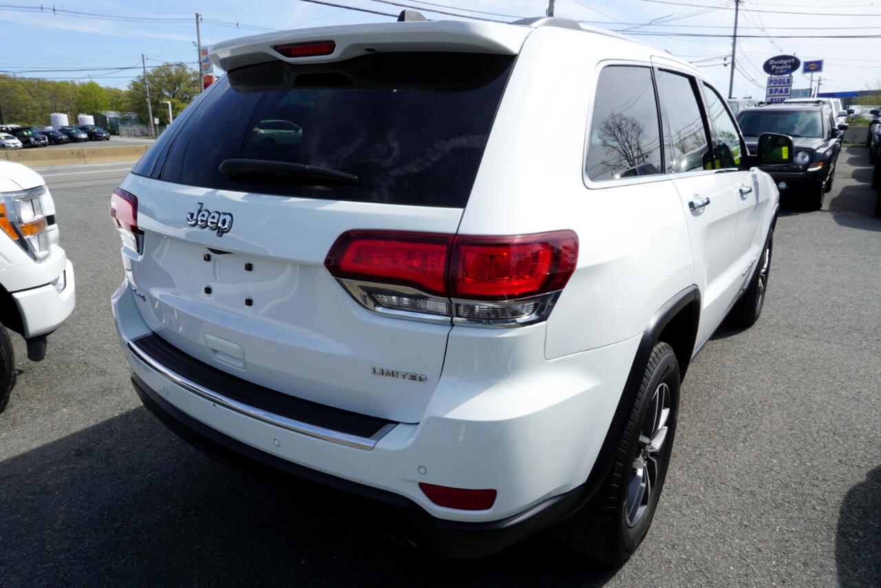 Vehicle image 5 of 28
