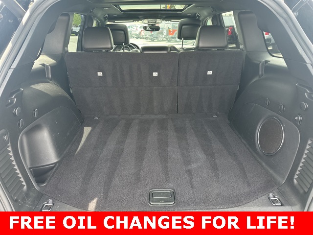 Vehicle image 3 of 5
