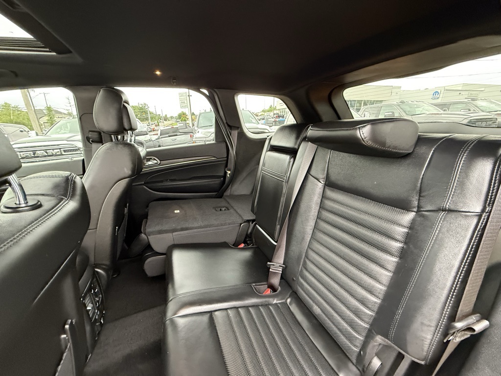 Vehicle image 24 of 26