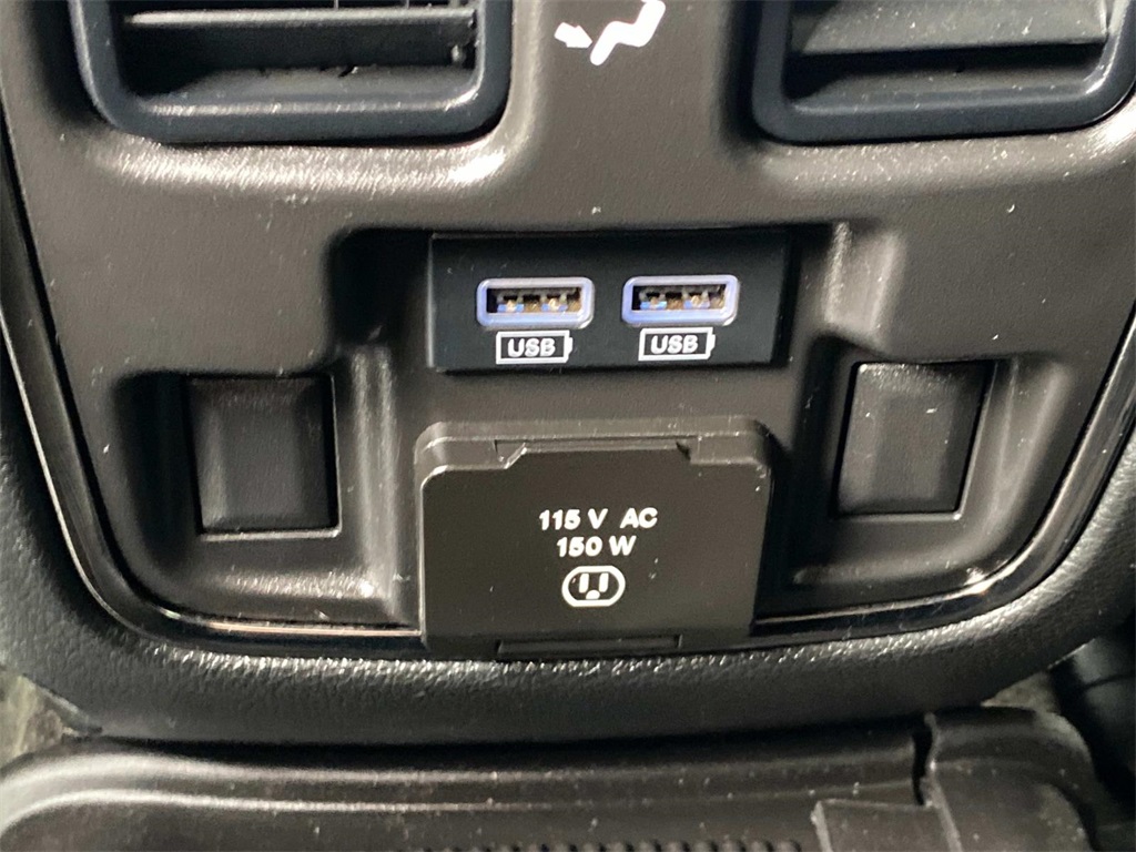 Vehicle image 16 of 36