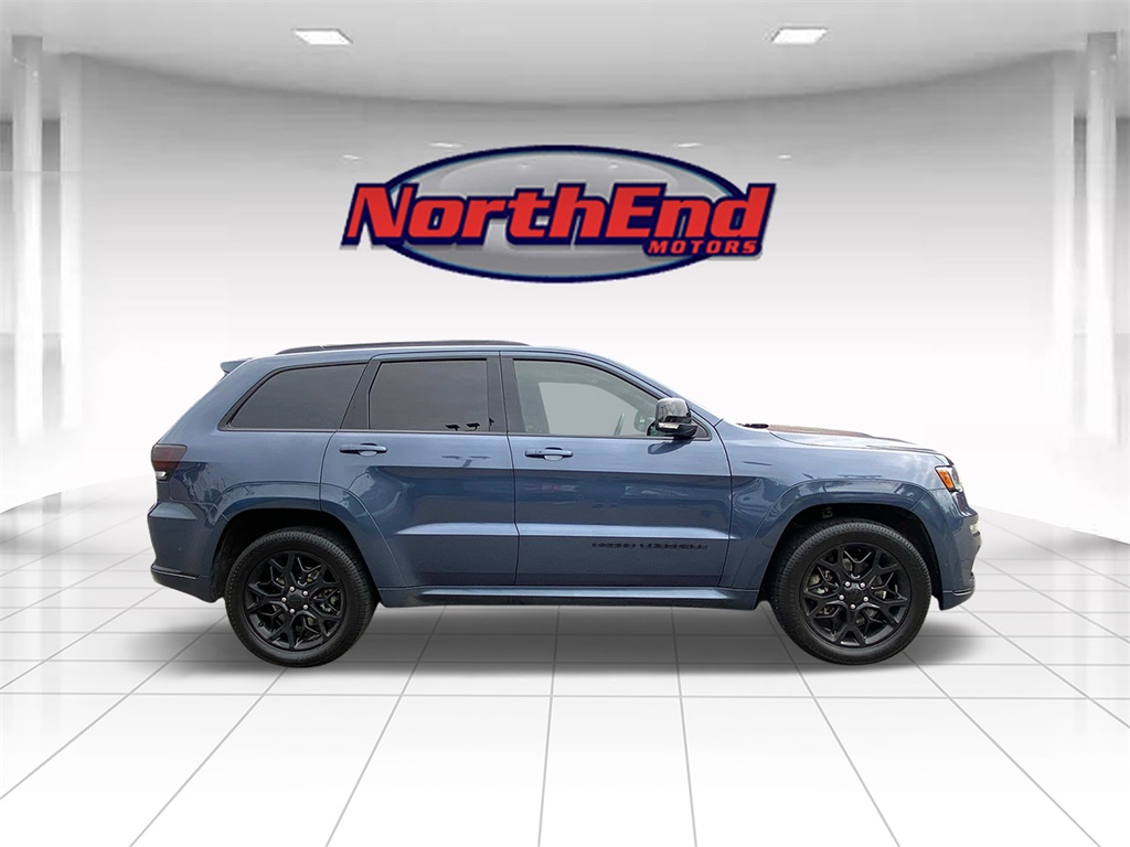 Vehicle image 4 of 36