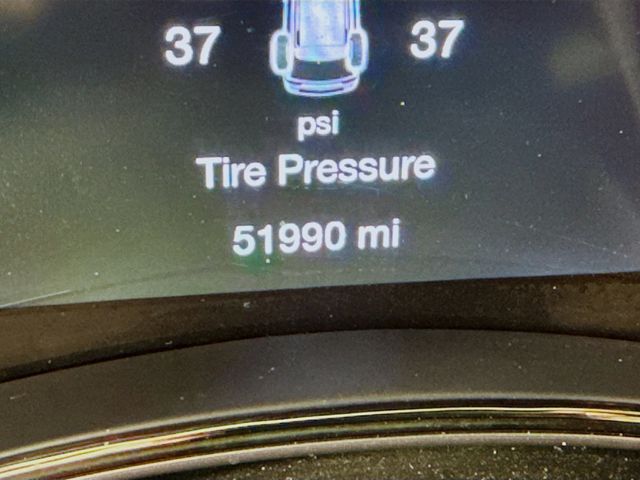 Vehicle image 12 of 33