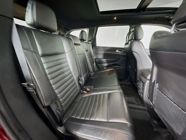 Vehicle image 27 of 33