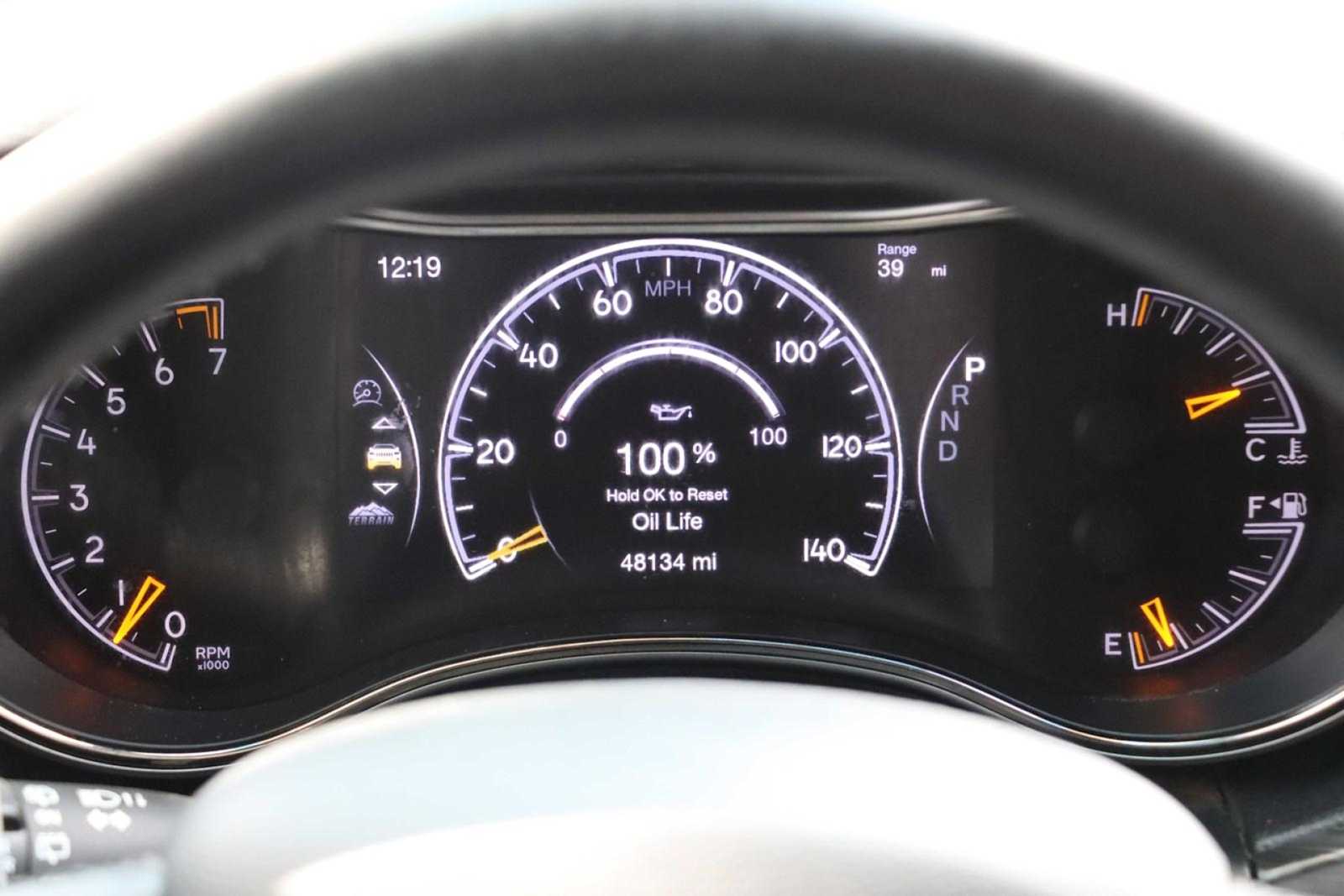 Vehicle image 20 of 30