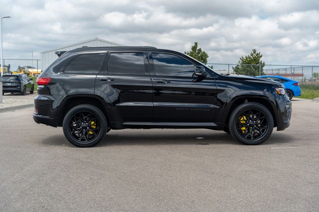 Vehicle image 4 of 41