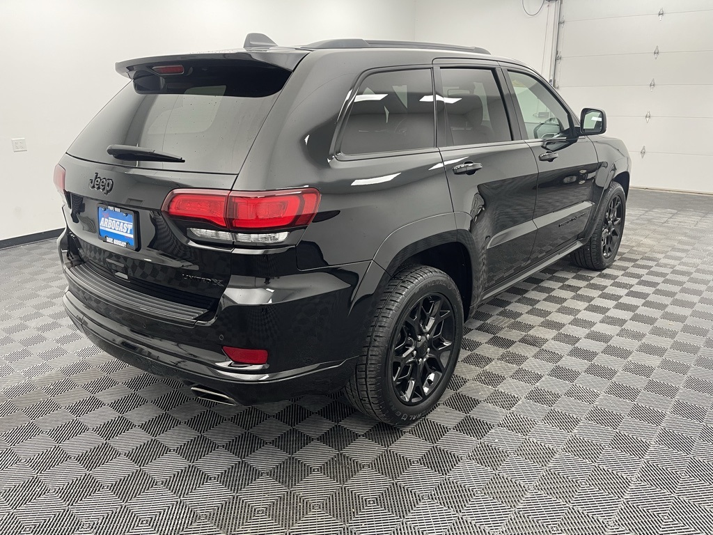 Vehicle image 5 of 35