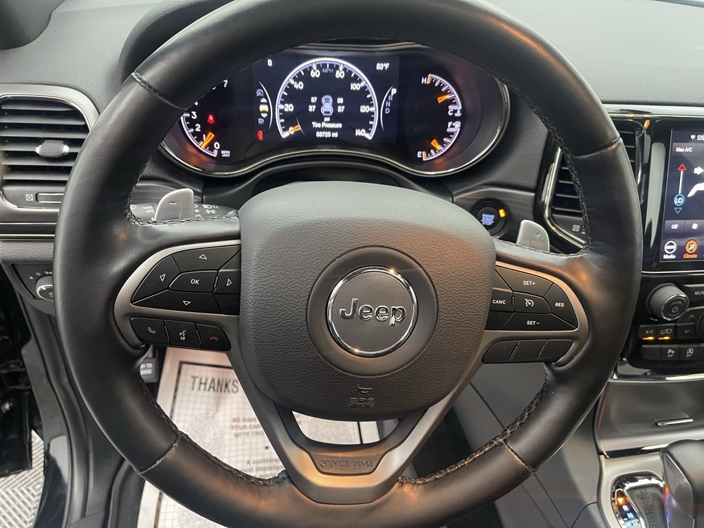 Vehicle image 22 of 35