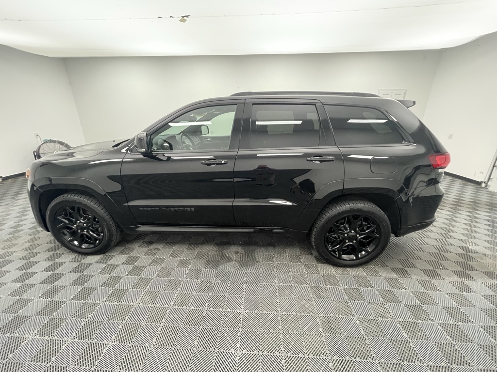 Vehicle image 7 of 35