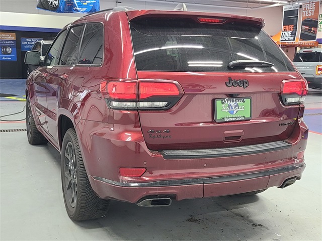 Vehicle image 7 of 42