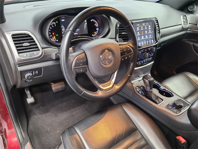 Vehicle image 14 of 42