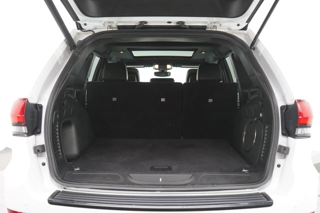 Vehicle image 15 of 31