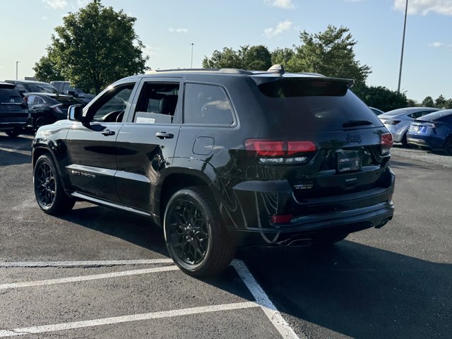 Vehicle image 6 of 33