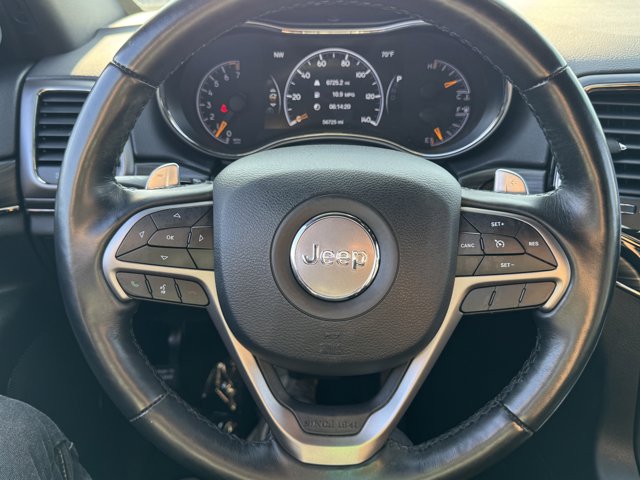 Vehicle image 16 of 33