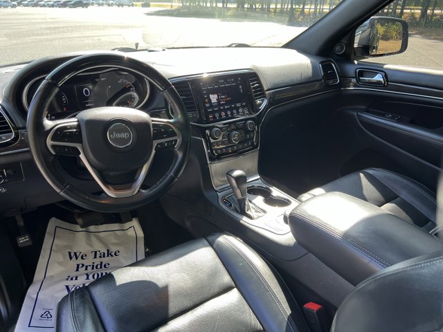 Vehicle image 20 of 21