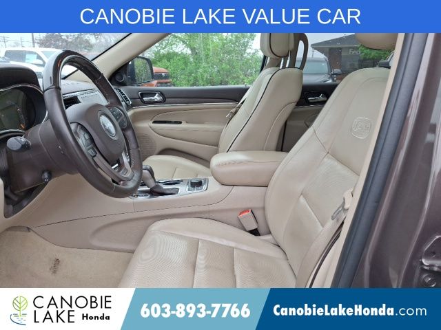 Vehicle image 18 of 32