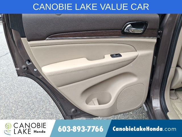 Vehicle image 15 of 32