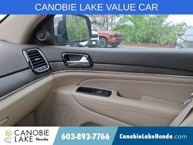 Vehicle image 31 of 32