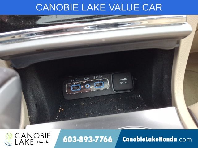 Vehicle image 28 of 32