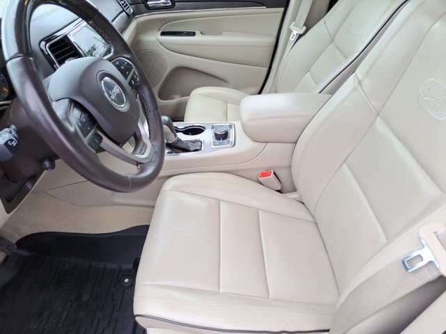 Vehicle image 15 of 31