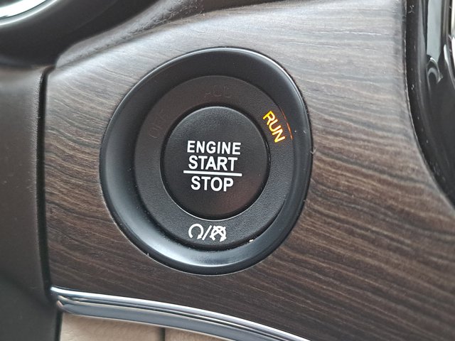 Vehicle image 30 of 31