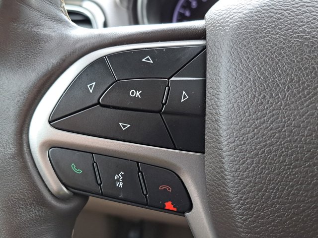Vehicle image 21 of 31
