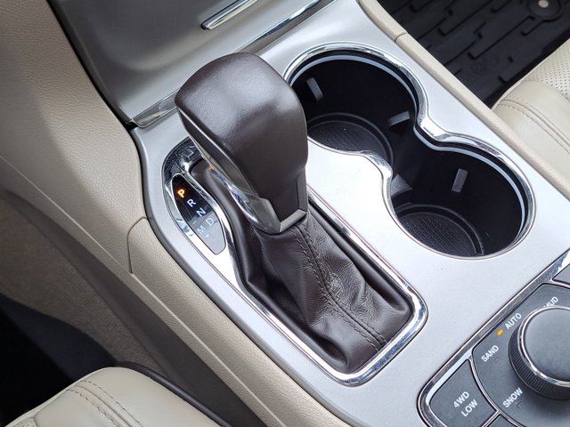 Vehicle image 29 of 31
