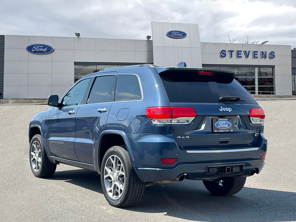 Vehicle image 5 of 36