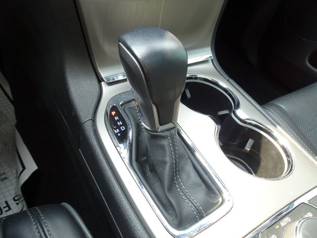 Vehicle image 19 of 27