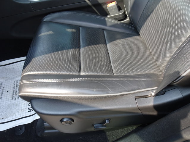 Vehicle image 11 of 27