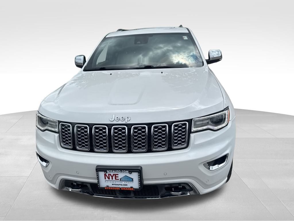Vehicle image 2 of 22