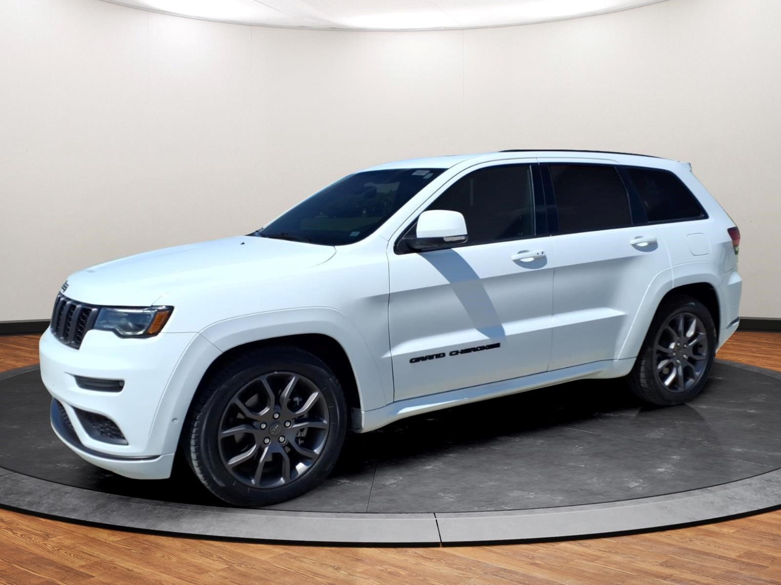 2021 Jeep Grand Cherokee High Altitude Image 2 of 33