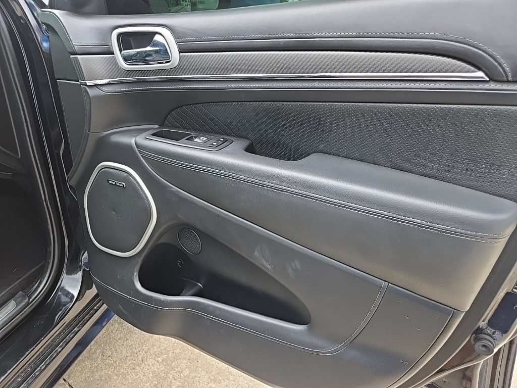 Vehicle image 78 of 105