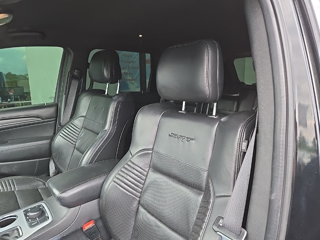 Vehicle image 34 of 105