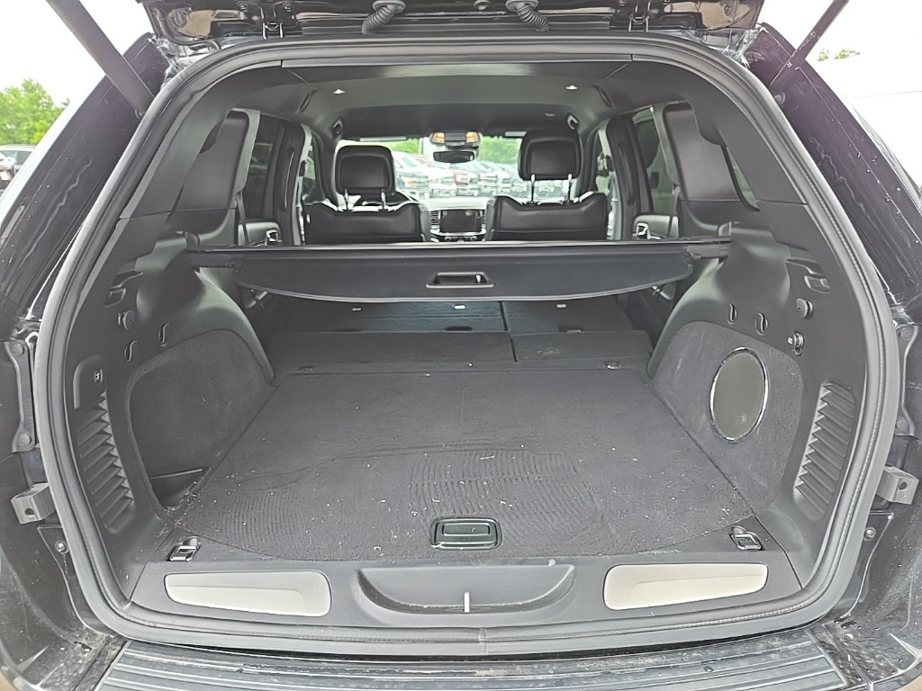 Vehicle image 95 of 105
