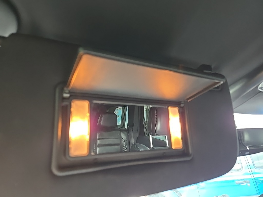 Vehicle image 72 of 105