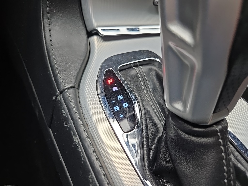 Vehicle image 64 of 105