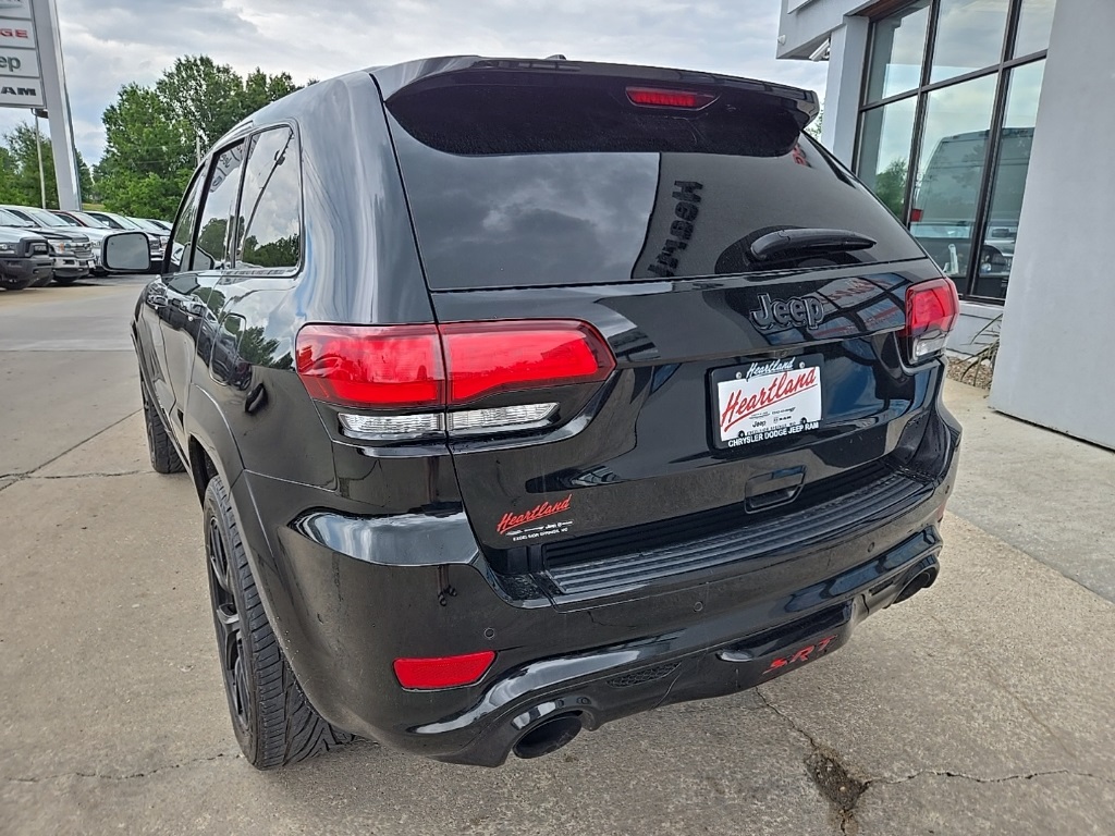 Vehicle image 13 of 105
