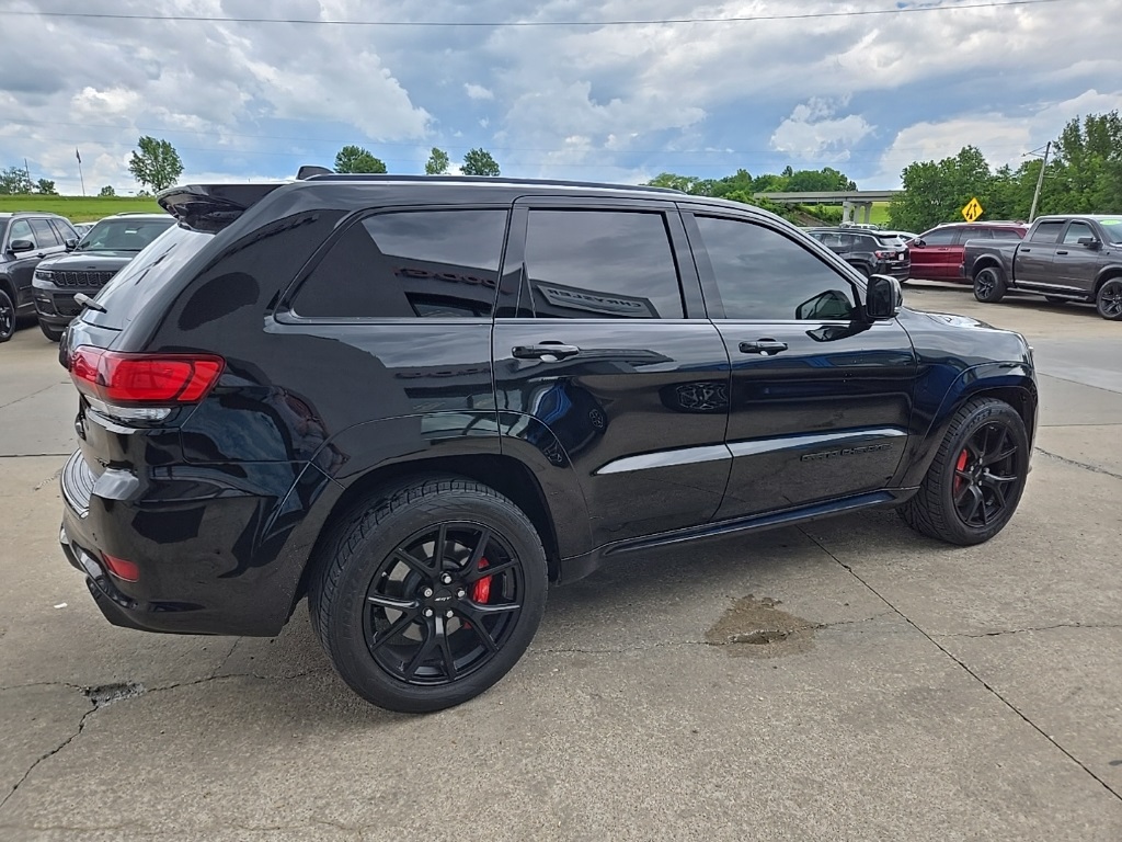 Vehicle image 8 of 105
