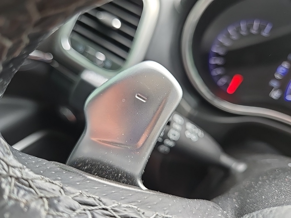 Vehicle image 44 of 105