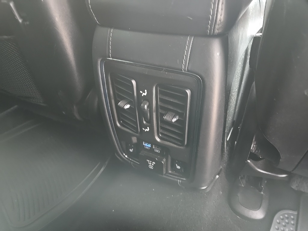 Vehicle image 87 of 105