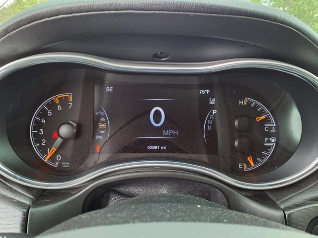 Vehicle image 13 of 30