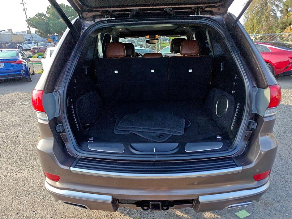Vehicle image 12 of 36