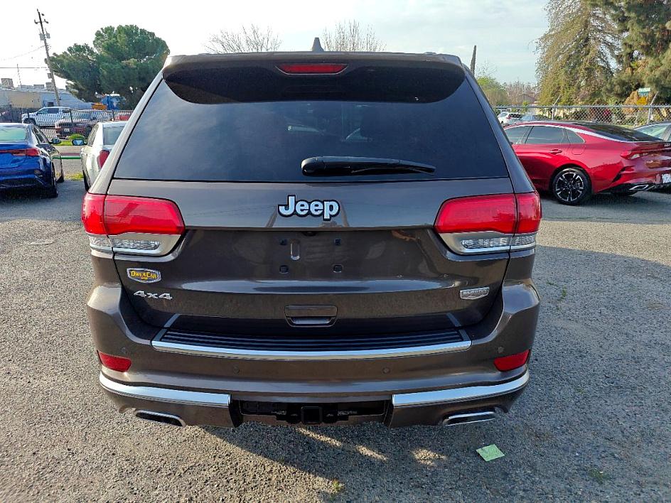 Vehicle image 4 of 36