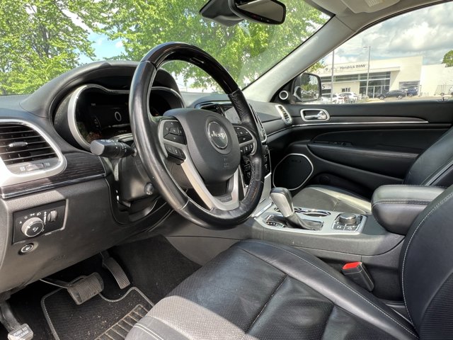 Vehicle image 16 of 37