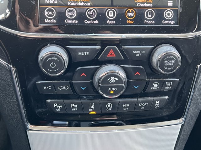 Vehicle image 28 of 37