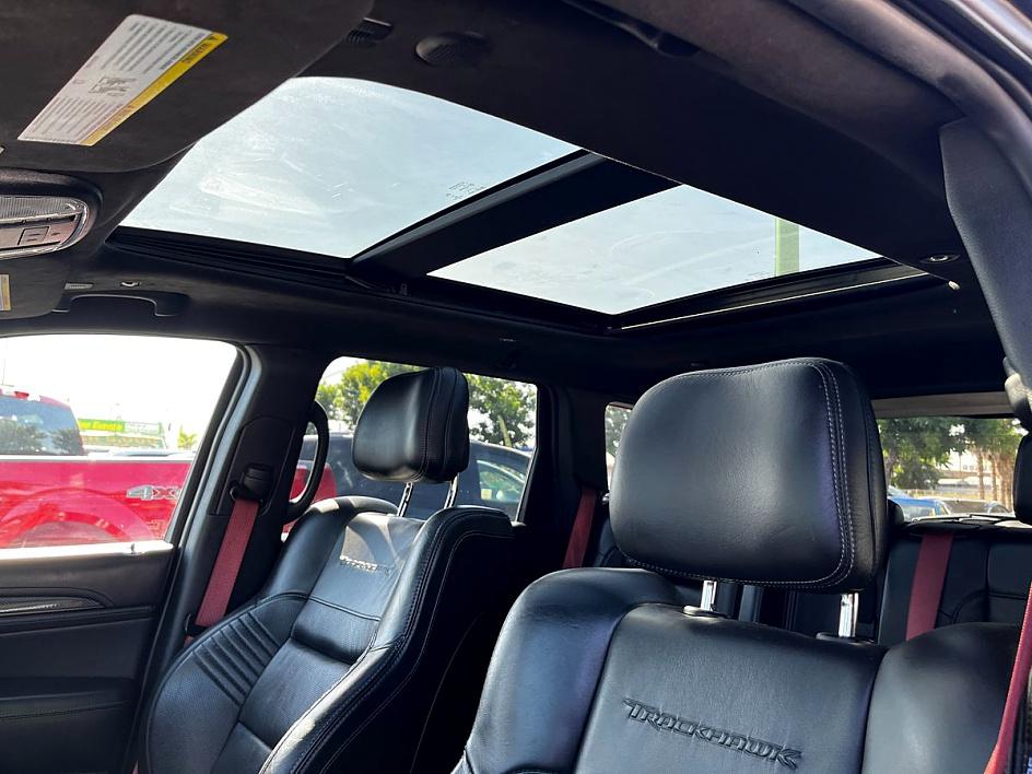 Vehicle image 21 of 48