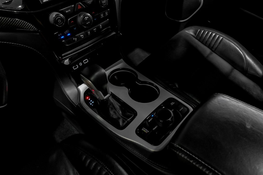 Vehicle image 20 of 41
